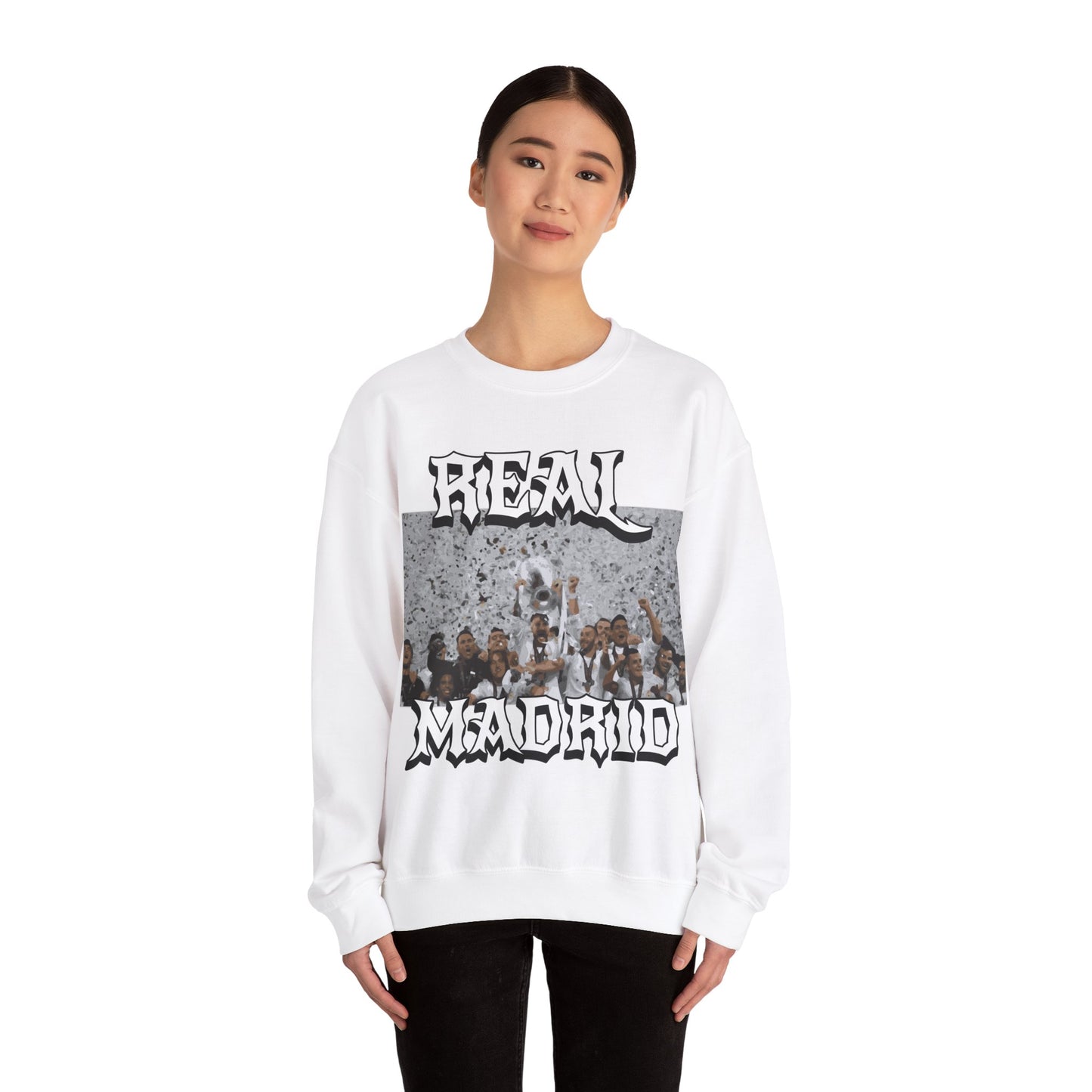 Real Madrid Unisex Heavy Blend™ Crewneck Sweatshirt